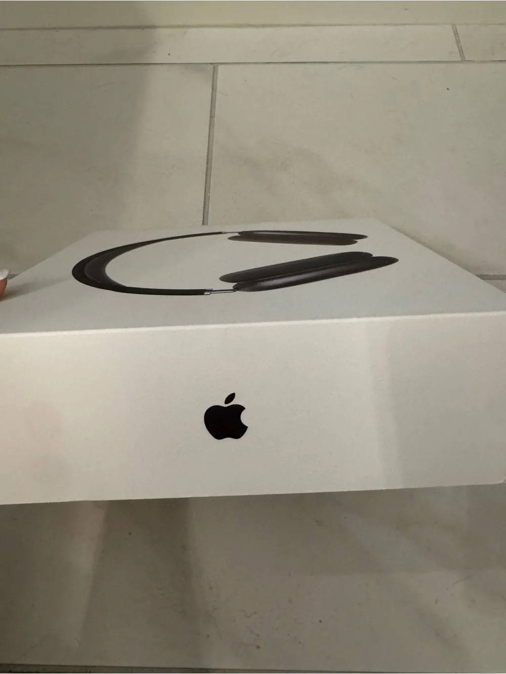 Apple AirPod Max in Space Gray